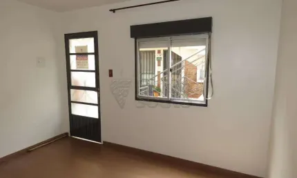 Apartamento com 2 quartos para alugar na Avenida Presidente Juscelino Kubitschek De Oliveira De 1600 A 2218 - Lado Par, E, 118936422, São Gonçalo, Pelotas