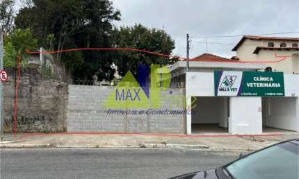 Terreno Comercial de 500m² em Itaquera, São Paulo-SP: Oportunidade Única!