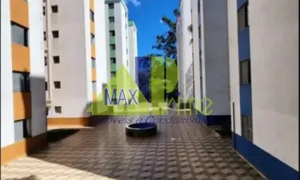 Imperdível oportunidade! Apartamento à venda em São Paulo-SP, Vila Carmosina, 2 quartos, 1 sala, 1 banheiro, 1 vaga, 49m².