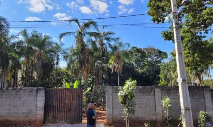AREA COM PEQUENA CASA, 4.800,00 M², ARBORIZADO COM POMAR, APARECIDA DE GOIÂNIA-GO