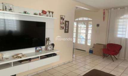 CASA 3 QUARTOS VILA BRASILIA - APARECIDA DE GOIANIA