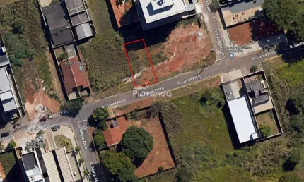 Terreno à venda na Rua Gentil Pinto, Vila Rosa, Goiânia