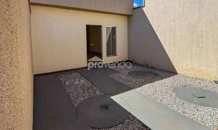 Casa com 2 quartos à venda na Rua de Baixo, 3117, Residencial Santa Fé I, Goiânia