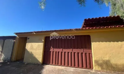 Casa com 3 quartos para alugar na Rua Bagé, 80, Jardim Novo Mundo, Goiânia