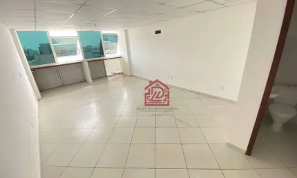 Sala para alugar, 29 m² por R$ 2.479,02/mês - Imbetiba - Macaé/RJ