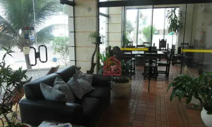 Hotel com 40 dormitórios à venda, 1420 m² por R$ 7.000.000,00 - Praia do Pecado - Macaé/RJ