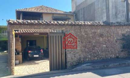 Casa com 4 dormitórios à venda, 160 m² por R$ 450.000,00 - Parque Aeroporto - Macaé/RJ