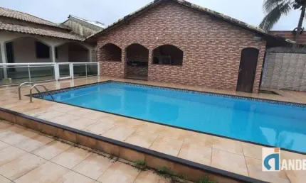 Excelente casa 3 Quartos (2 suítes) com piscina e churrasqueira no São Bento em Itaipuaçu.