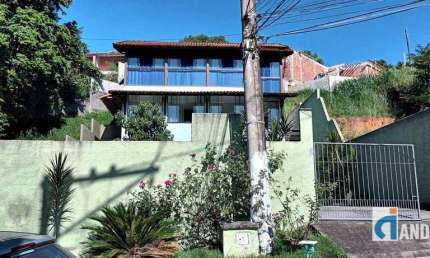 FL20 - Excelente casa com piscina, em condomínio, no Flamengo.