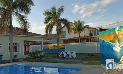 Casa com 2 dormitórios à venda, 350 m² por R$ 850.000,00 - Itaipuaçu - Maricá/RJ