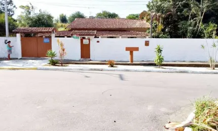 PG728 - Oportunidade: casa com 2 quartos à venda em Itapeba.