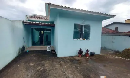 AT50- Excelente Casa no Condomínio Alferes Tiradentes