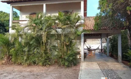 Casa Duplex 3 Quartos com piscina  em terreno de 600m² ao lado do Barroco em Itaipuaçu