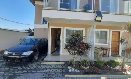 Excelente Casa Duplex com 2 quartos à venda, 64 m² por R$ 430.000 - Itaipuaçu - Maricá/RJ