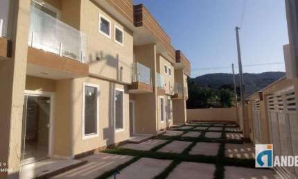 Ótima Casa com 2 suítes à venda, 68 m² por R$ 370.000 - Itaipuaçu - Maricá/RJ