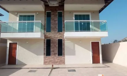 Duplex com 2 suítes com fino acabamento no Barroco em Itaipuaçu