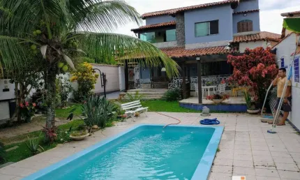 Excelente casa 3 Quartos com piscina e churrasqueira no Jd. Atlântico central