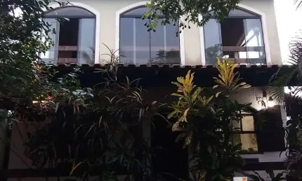 Casa  3 Quartos 2 banheiros com piscina e churrasqueira  no Jd. Atlântico prox. a praia