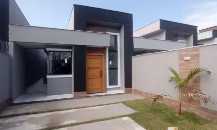 Maravilhosa Casa 3 Quartos (1 suíte) estilo moderna prox. a praia no Jd. Atlântico Central