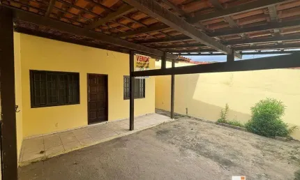 Casa 3 Quartos (1 suíte) com churrasqueira e quintal ao lado centro comercial Barroco - R$ 395.000,00 - Itaipuapu