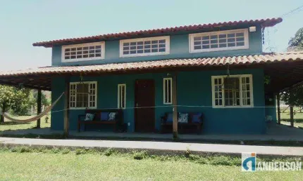 Casa em condomínio fechado com 3 quartos à venda na Rua Volta Redonda, Ubatiba, Maricá