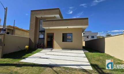 EXCELENTE CASA DE 1ª LOCAÇÃO NO COND. VITÓRIA DOS ANJOS