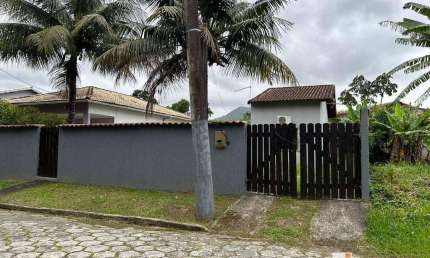 Casa em condomínio fechado com 1 quarto à venda na Rodovia Ernani do Amaral Peixoto, Flamengo, Maricá