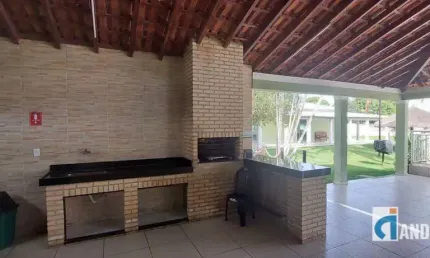Casa com 3 quartos (1 suíte) em condomínio fechado em itaipuaçu