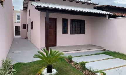 Excelente casa 2 Quartos (1 suíte) com churrasqueira no Jd. Atlântico Oeste  pertinho da prefeitura.