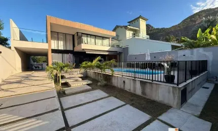 Excelente Casa c/ 2 quartos à venda, 299 m² - Itaipuaçu - Maricá/RJ