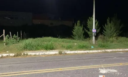 Terreno com 731,00m² na quadra da praia em Itaipuaçu