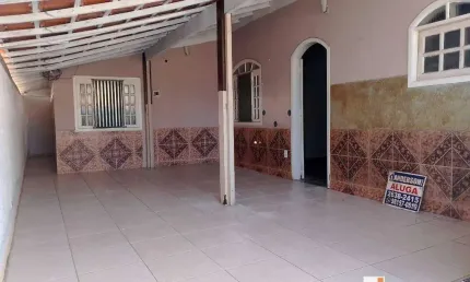 Casa com 2 quartos para alugar na Rua Nelselino dos Santos, Mumbuca, Maricá