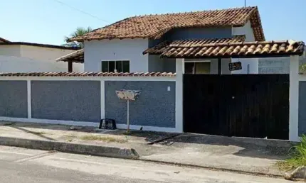 Casa com 3 dormitórios para alugar por R$ 2.200,00/mês - Itaipuaçu - Maricá/RJ