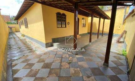 Casa com 3 dormitórios para alugar, 70 m² por R$ 4.706,00/mês - Planalto - Belo Horizonte/MG