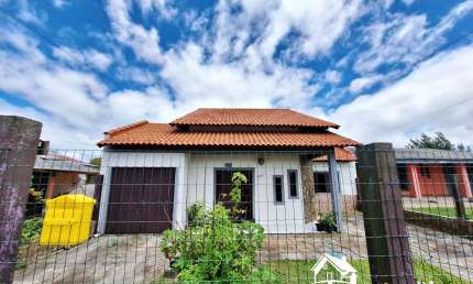 Casa Maravilhosa com 3 Dormitórios e Suíte na Praia de Cidreira/RS