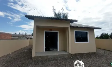 Casa NOVA próxima da Plataforma de Pesca na Praia de Cidreira/RS
