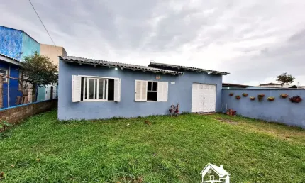 Casa com 3 Dormitórios Praticamente ao lado do Supermercado Asun - Cidreira/RS