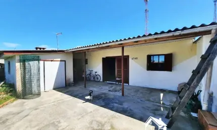Casa com 2 quartos à venda na Rua Ajaecyr Nunes Da Silveira, Nazaré, Cidreira