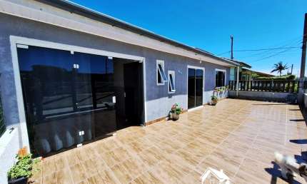 Casa com Anexo no bairro Centro da Praia de Cidreira/RS
