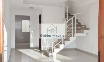 Casa Duplex à venda com 3 quartos sendo 1 suíte no Jardim Vitória