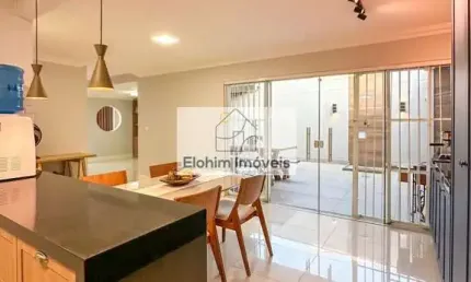 Casa à venda no bairro Granja dos Cavaleiros - Macaé/RJ