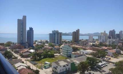 Apartamento todo mobiliado - Vista mar - 02 dormitórios - Andar alto