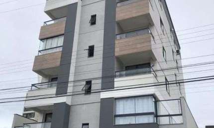 Cobertura em Navegantes: 3 Dormitórios, 170m² e Vista para Praia