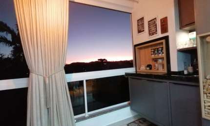 Apartamento de 3 Quartos, Mobiliado e com Suíte, em Balneário Piçarras