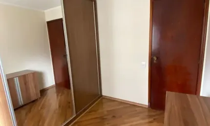 Apartamento de 60m² com 02 quartos, 01wc, 01 vg, rua serra de jureia