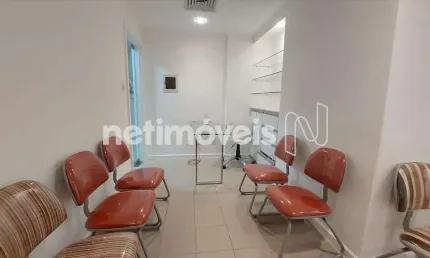 Sala comercial com 3 salas para alugar na Avenida Juracy Magalhães Júnior, 2490, Rio Vermelho, Salvador