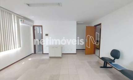 Sala comercial com 1 sala para alugar na Rua das Patativas, 61, Imbuí, Salvador