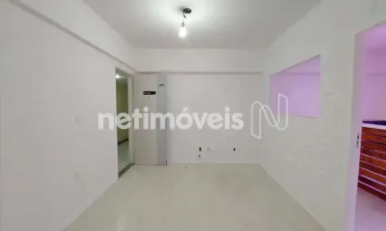 Sala comercial com 3 salas para alugar na Avenida Juracy Magalhães Júnior, 64, Rio Vermelho, Salvador