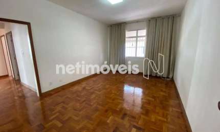 Apartamento com 3 quartos para alugar na Rua Sílvio Valente, 235, Itaigara, Salvador