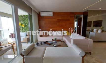 Apartamento com 3 quartos para alugar na Rua Sítio do Pombal, 300, Pituaçu, Salvador